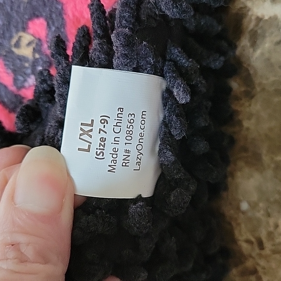 NWOT Lazy One Men's House Slippers - Picture 7 of 8